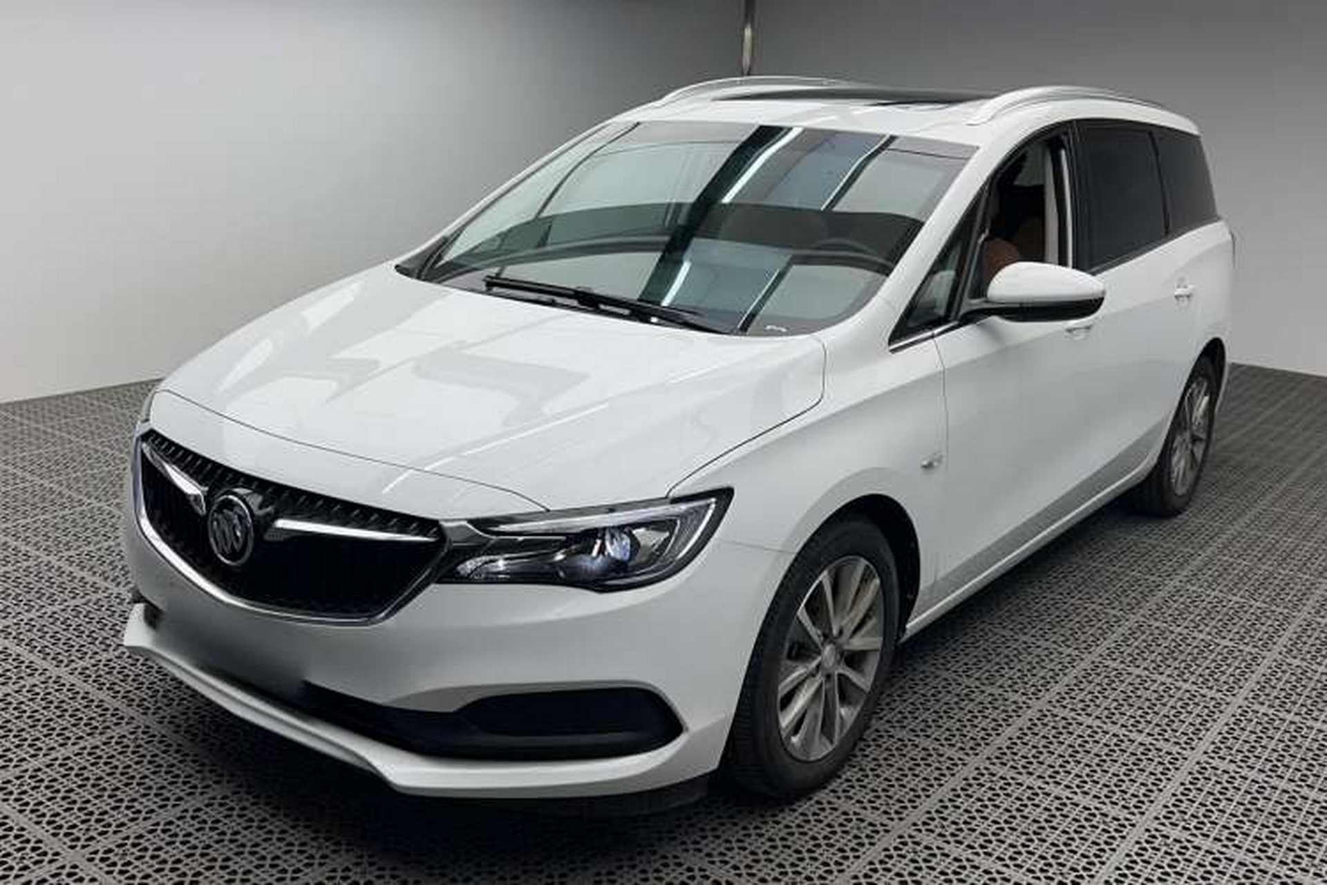 Used Buick GL6 2021 323T Mild Hybrid Connect Luxury Model Front Left 45 Deg