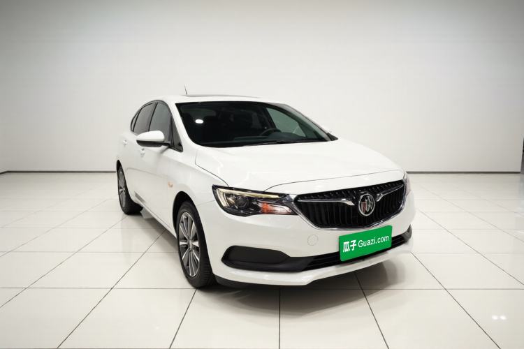Used Buick GL6 2021 323T Mild Hybrid Connect Luxury Model Front Right 45 Deg