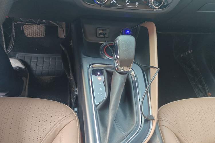 Used Buick GL6 2021 323T Mild Hybrid Connect Luxury Model Gear Lever