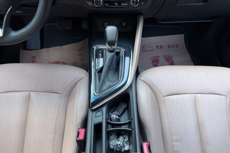 Used Buick GL6 2021 323T Mild Hybrid Connect Luxury Model Gear Lever