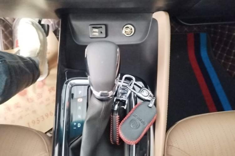 Used Buick GL6 2021 323T Mild Hybrid Connect Luxury Model Gear Lever