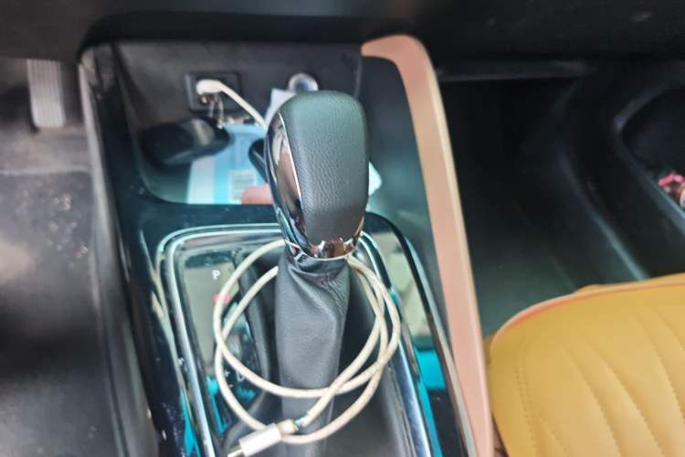 Used Buick GL6 2021 323T Mild Hybrid Connect Luxury Model Gear Lever