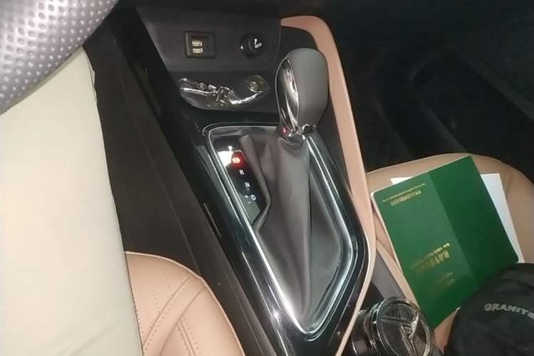 Used Buick GL6 2021 323T Mild Hybrid Connect Luxury Model Gear Lever