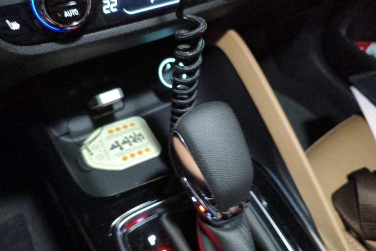 Used Buick GL6 2021 323T Mild Hybrid Connect Luxury Model Gear Lever