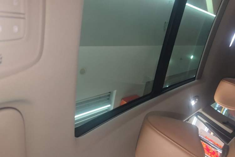 Used Buick GL6 2021 323T Mild Hybrid Connect Luxury Model Headliner