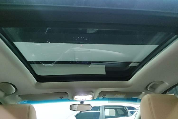 Used Buick GL6 2021 323T Mild Hybrid Connect Luxury Model Headliner