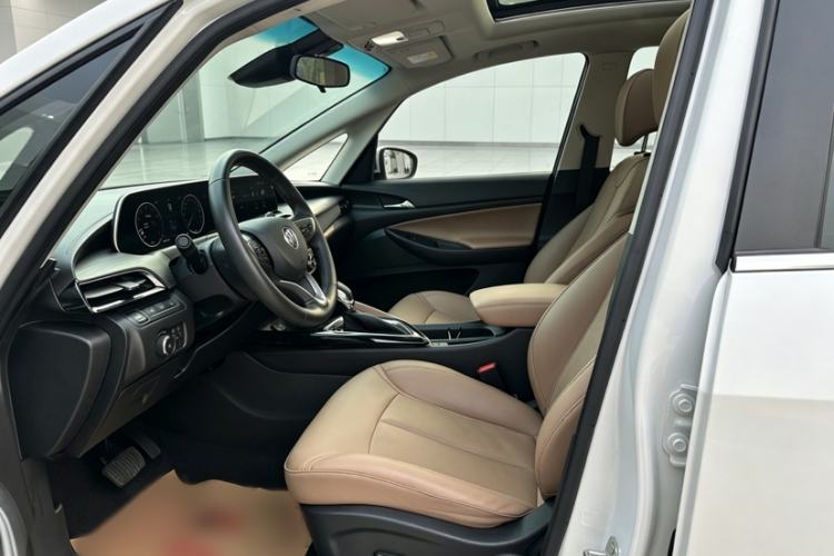 Used Buick GL6 2021 323T Mild Hybrid Connect Prestige Model Interior 2