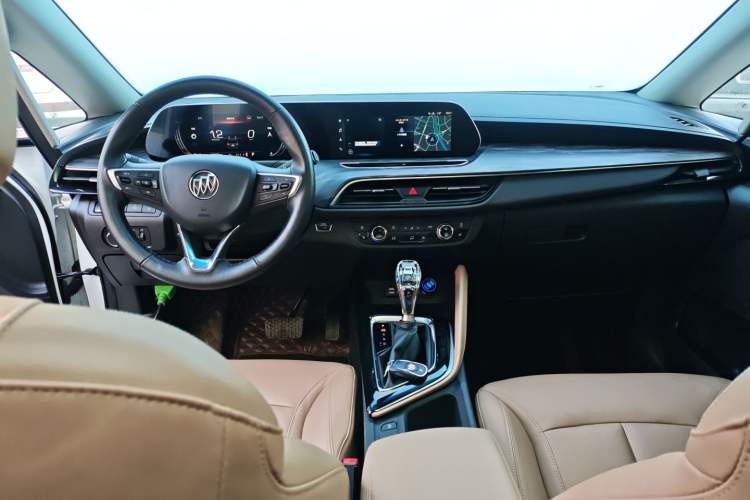 Used Buick GL6 2021 323T Mild Hybrid Connect Prestige Model Interior 2