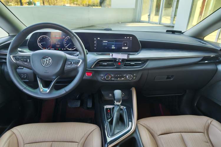 Used Buick GL6 2021 323T Mild Hybrid Connect Luxury Model Interior 3