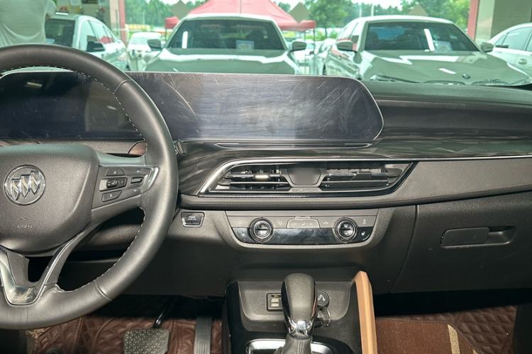 Used Buick GL6 2021 323T Mild Hybrid Connect Luxury Model Interior 3