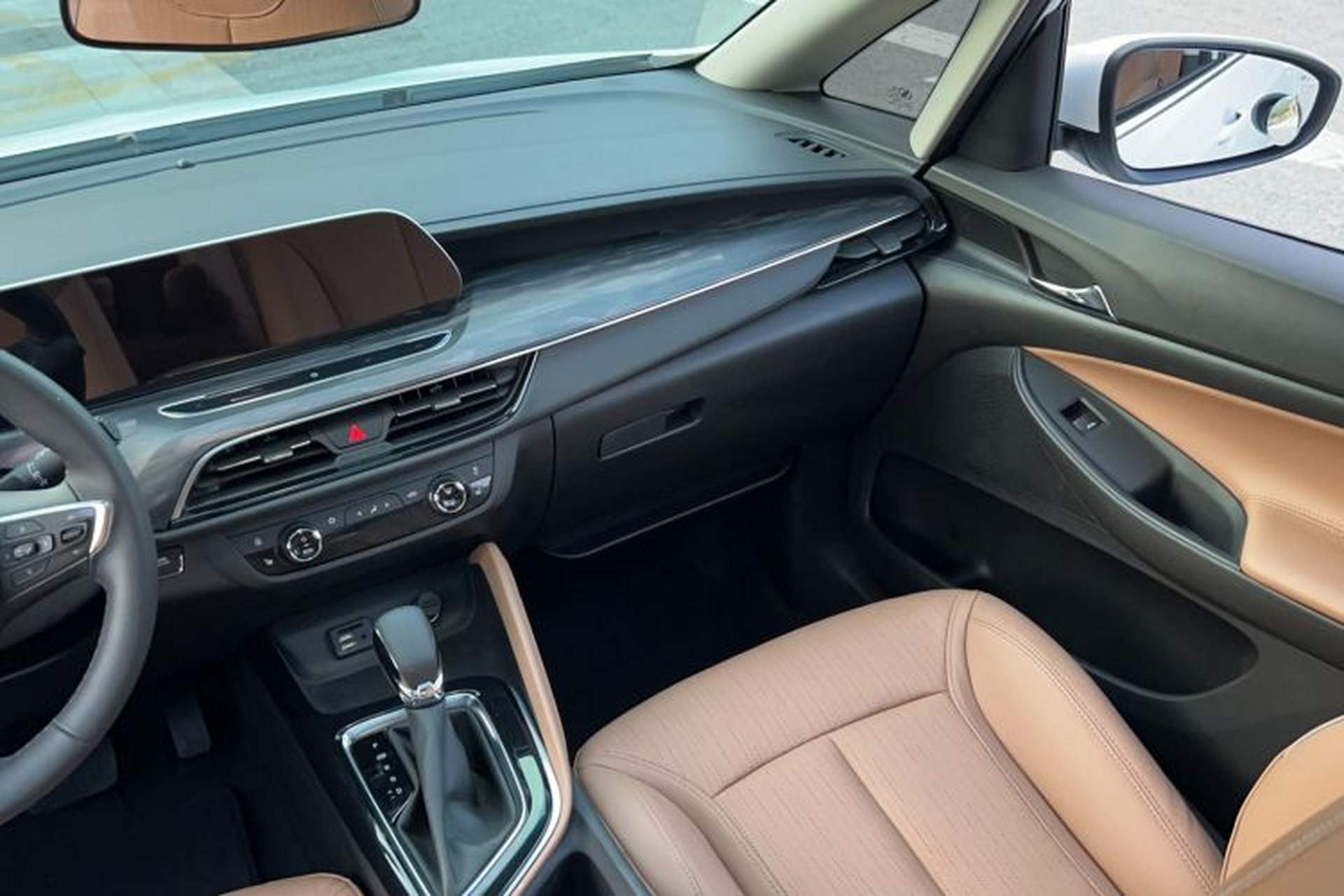 Used Buick GL6 2021 323T Mild Hybrid Connect Luxury Model Interior 3