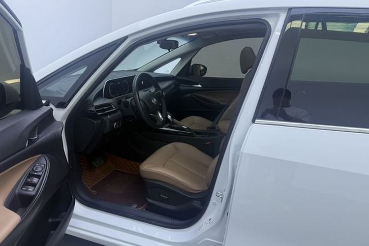 Used Buick GL6 2021 323T Mild Hybrid Connect Luxury Model Interior 4