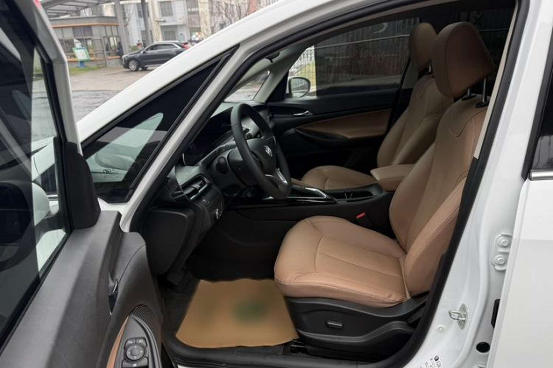 Used Buick GL6 2021 323T Mild Hybrid Connect Luxury Model Interior 5