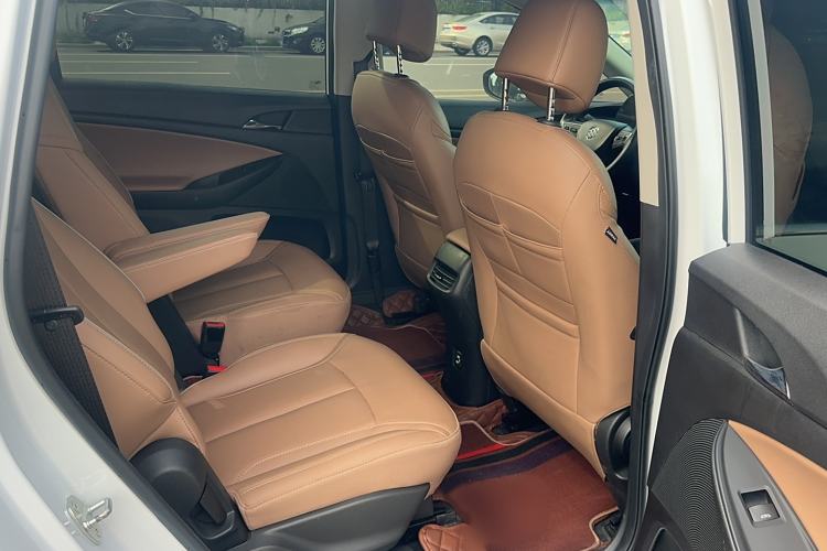 Used Buick GL6 2021 323T Mild Hybrid Connect Luxury Model Interior 7