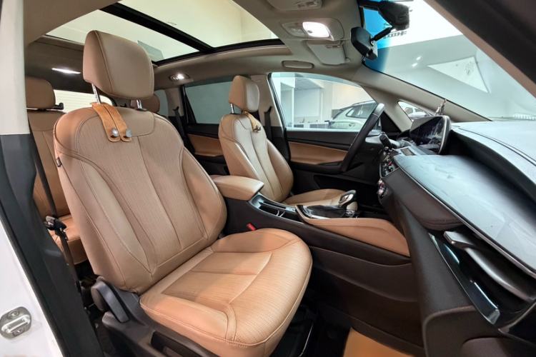 Used Buick GL6 2021 323T Mild Hybrid Connect Luxury Model Interior 7