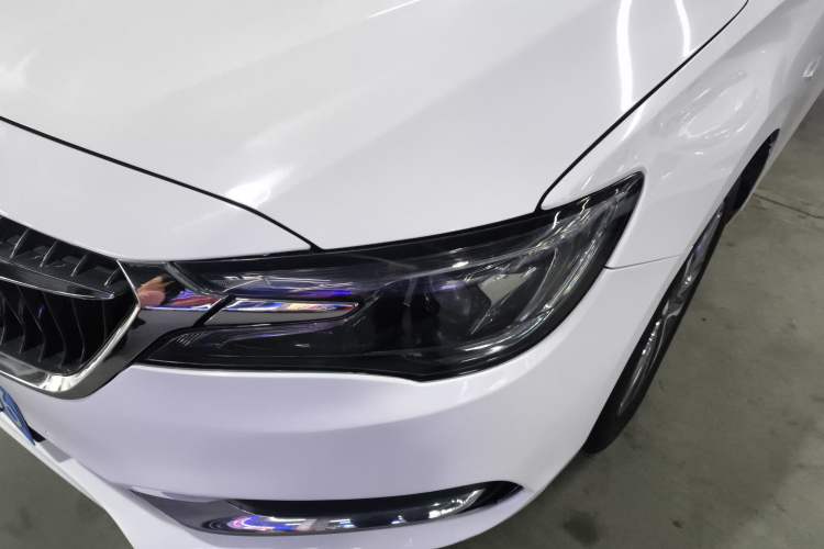 Used Buick GL6 2021 323T Mild Hybrid Connect Prestige Model Left Front Headlight