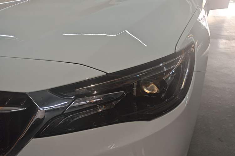 Used Buick GL6 2021 323T Mild Hybrid Connect Luxury Model Left Front Headlight