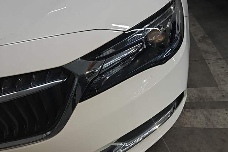 Used Buick GL6 2021 323T Mild Hybrid Connect Prestige Model Left Front Headlight