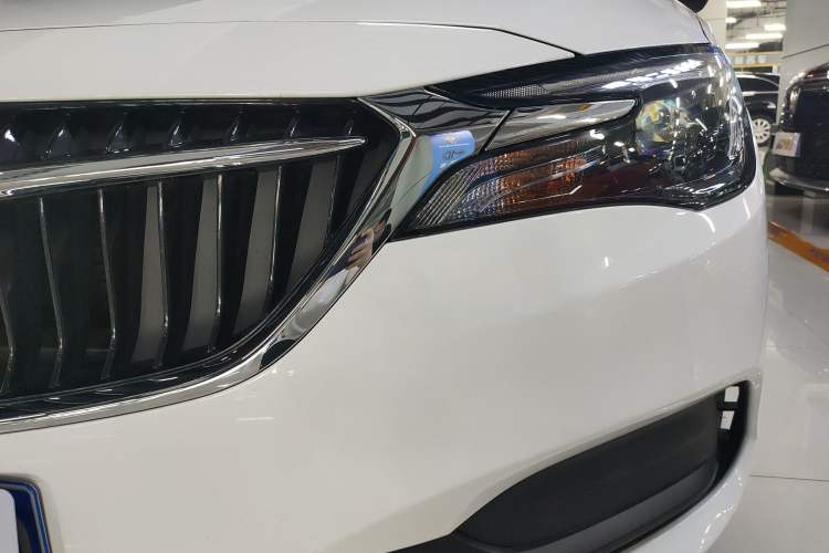 Used Buick GL6 2021 323T Mild Hybrid Connect Luxury Model Left Front Headlight