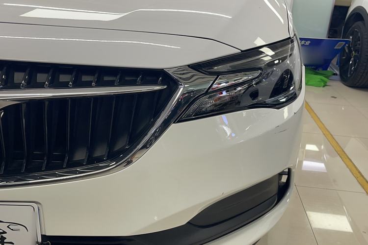 Used Buick GL6 2021 323T Mild Hybrid Connect Luxury Model Left Front Headlight