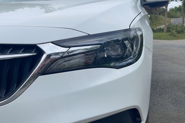 Used Buick GL6 2021 323T Mild Hybrid Connect Luxury Model Left Front Headlight