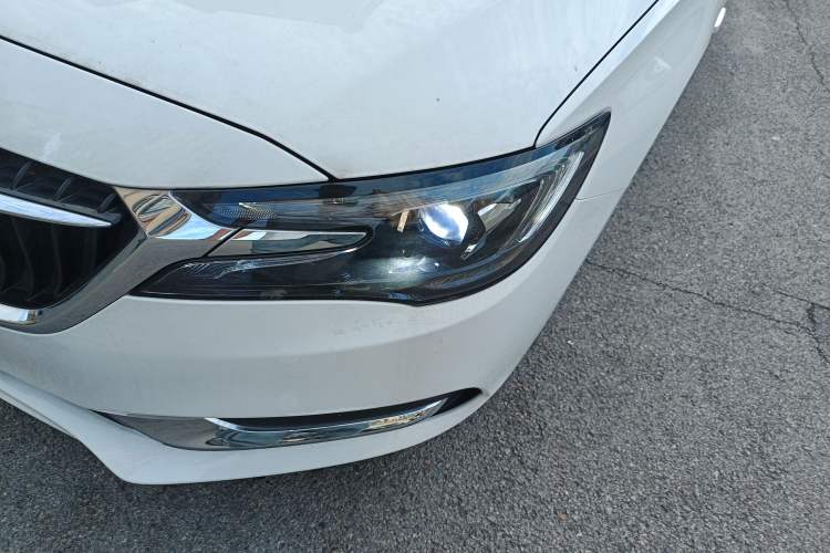 Used Buick GL6 2021 323T Mild Hybrid Connect Luxury Model Left Front Headlight