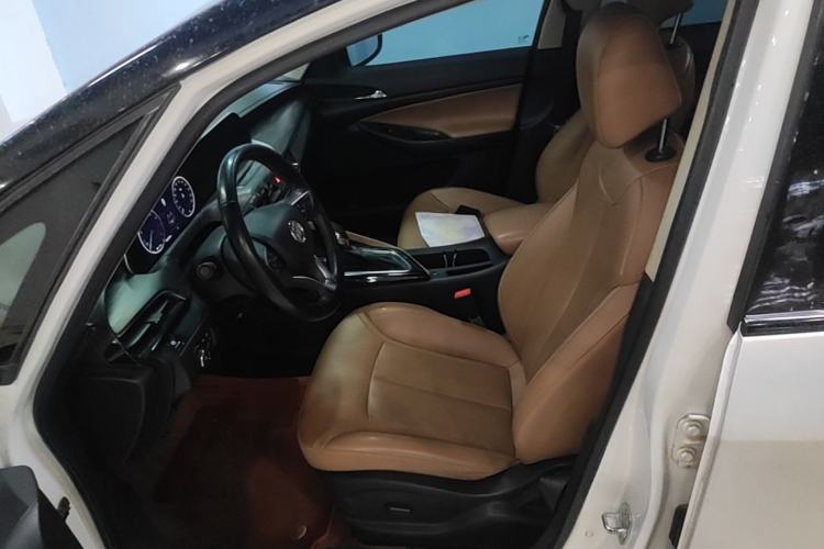 Used Buick GL6 2021 323T Mild Hybrid Connect Luxury Model Left Front Seat