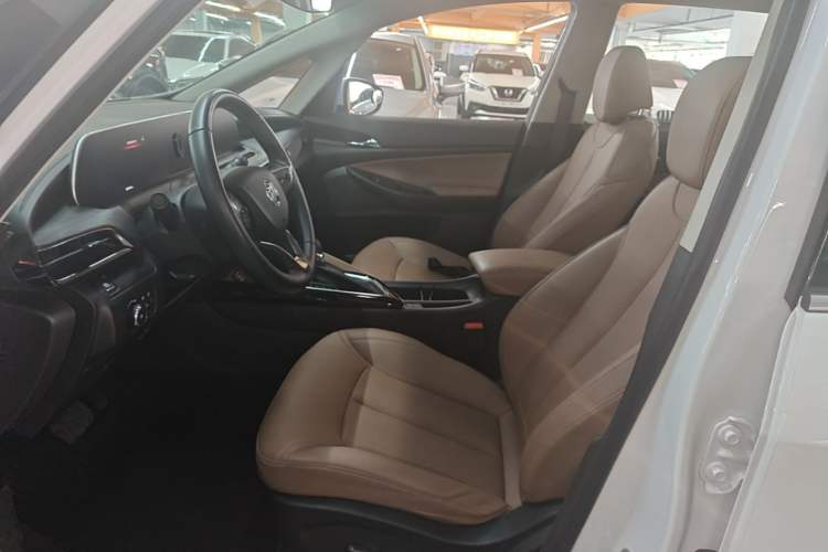 Used Buick GL6 2021 323T Mild Hybrid Connect Luxury Model Left Front Seat