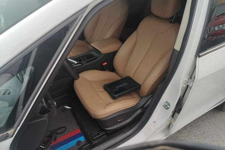 Used Buick GL6 2021 323T Mild Hybrid Connect Luxury Model Left Front Seat