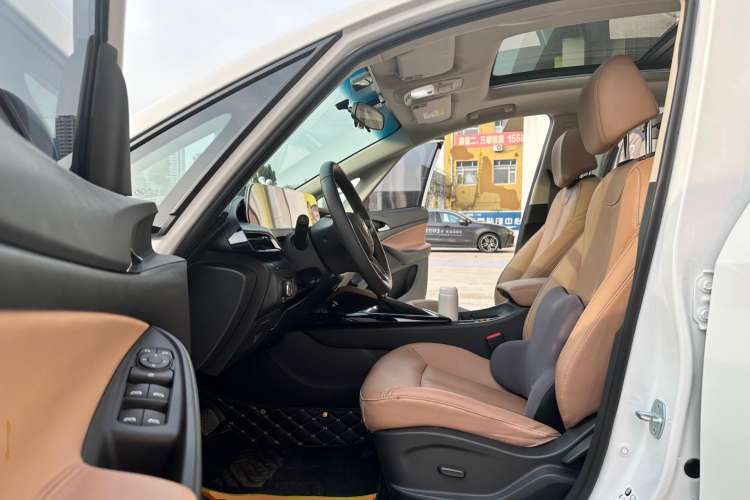 Used Buick GL6 2021 323T Mild Hybrid Connect Luxury Model Left Front Seat
