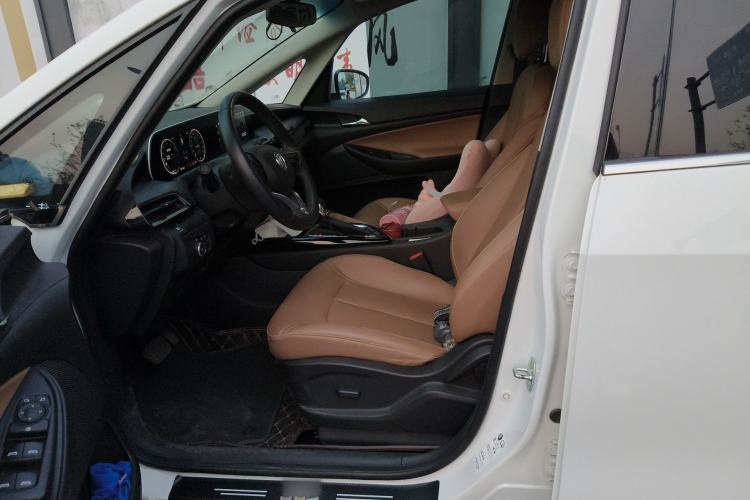 Used Buick GL6 2021 323T Mild Hybrid Connect Luxury Model Left Front Seat
