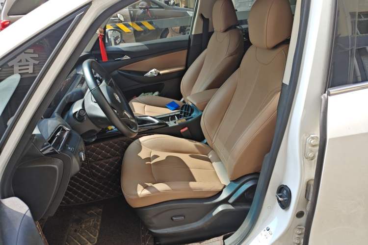 Used Buick GL6 2021 323T Mild Hybrid Connect Luxury Model Left Front Seat