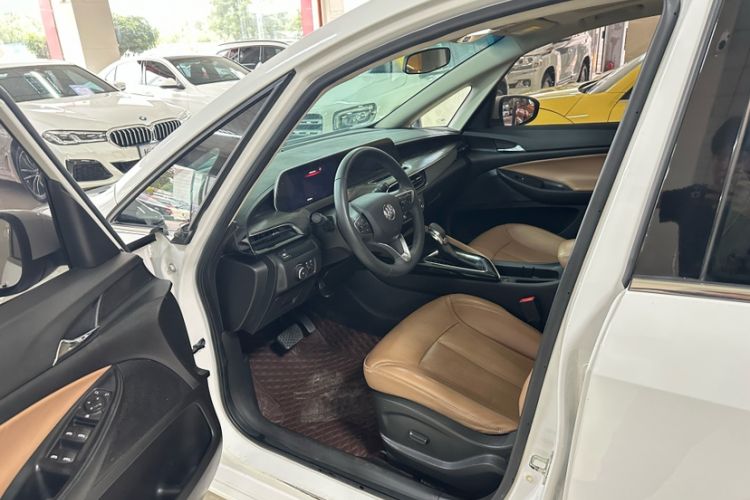 Used Buick GL6 2021 323T Mild Hybrid Connect Luxury Model Left Front Seat