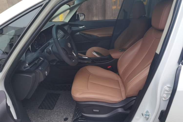 Used Buick GL6 2021 323T Mild Hybrid Connect Luxury Model Left Front Seat