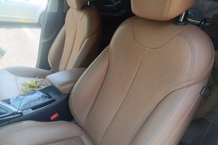 Used Buick GL6 2021 323T Mild Hybrid Connect Luxury Model Left Front Seat