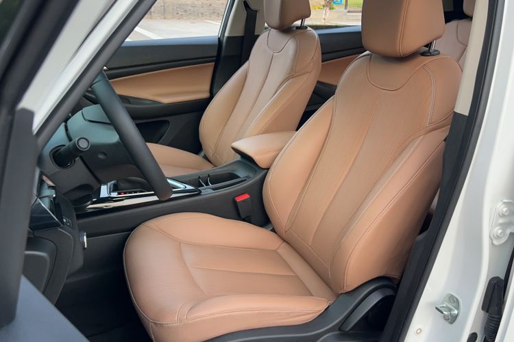 Used Buick GL6 2021 323T Mild Hybrid Connect Luxury Model Left Front Seat