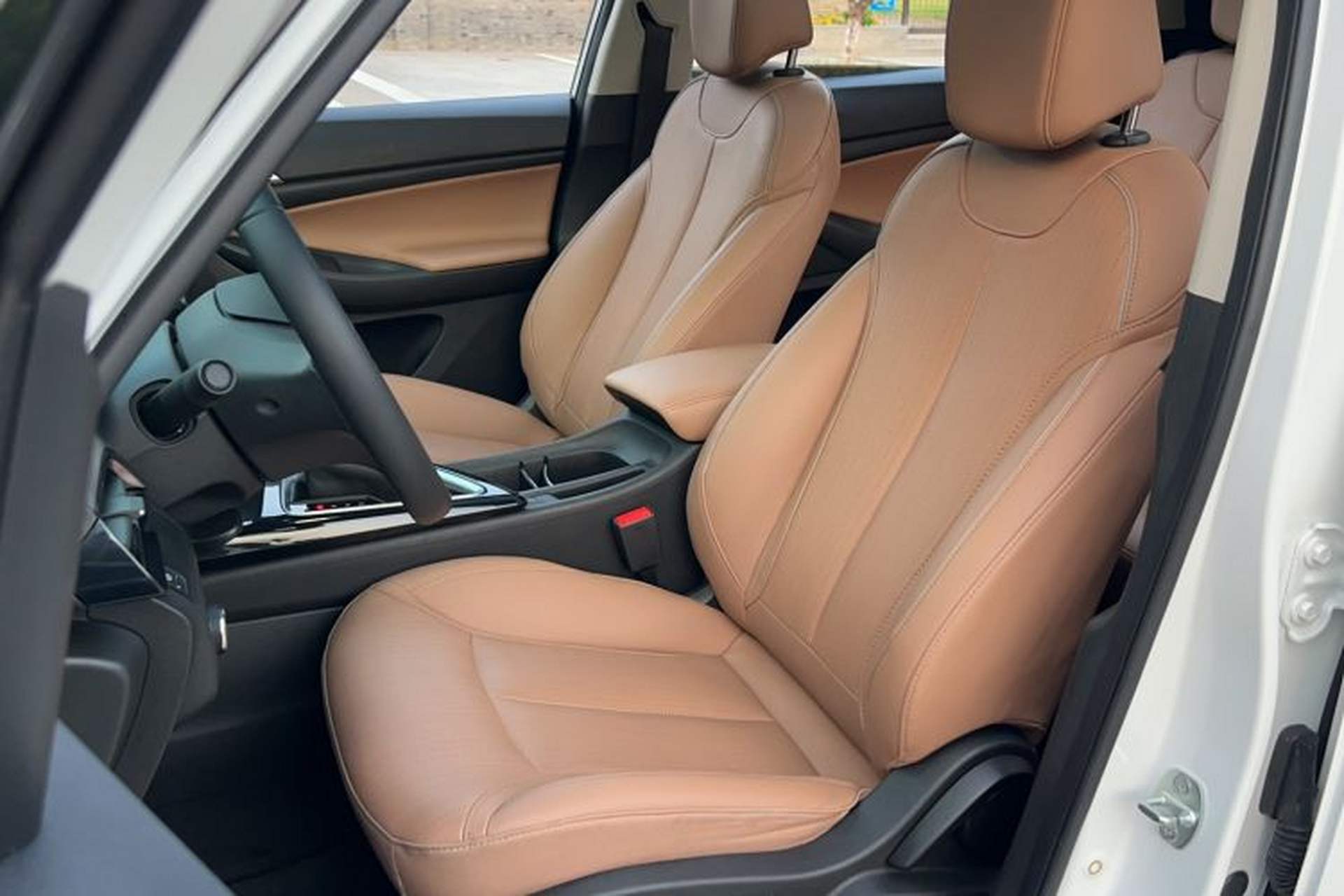 Used Buick GL6 2021 323T Mild Hybrid Connect Luxury Model Left Front Seat