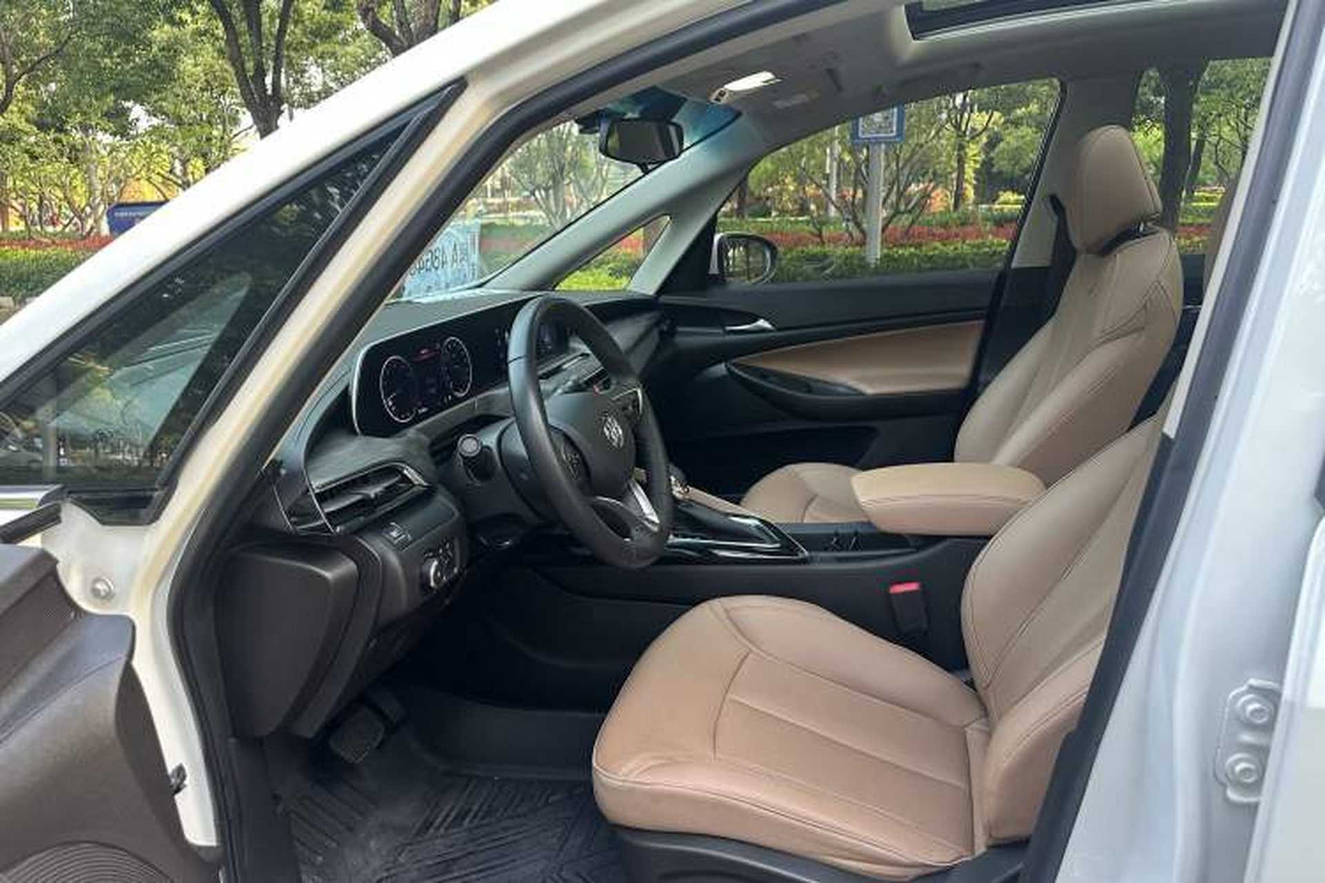 Used Buick GL6 2021 323T Mild Hybrid Connect Luxury Model Left Front Seat
