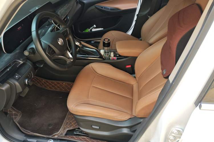 Used Buick GL6 2021 323T Mild Hybrid Connect Luxury Model Left Front Seat