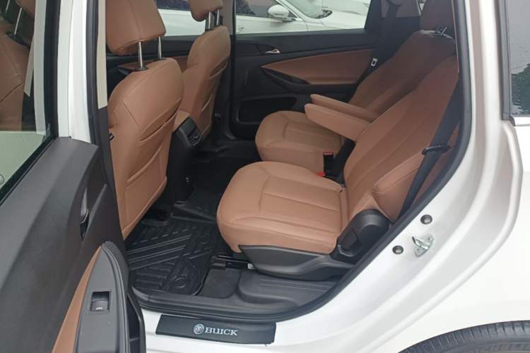 Used Buick GL6 2021 323T Mild Hybrid Connect Luxury Model Left Rear Seat