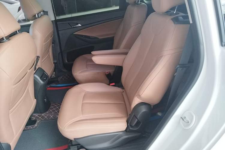Used Buick GL6 2021 323T Mild Hybrid Connect Luxury Model Left Rear Seat