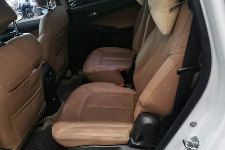 Used Buick GL6 2021 323T Mild Hybrid Connect Prestige Model Left Rear Seat