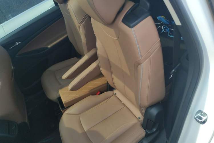 Used Buick GL6 2021 323T Mild Hybrid Connect Prestige Model Left Rear Seat
