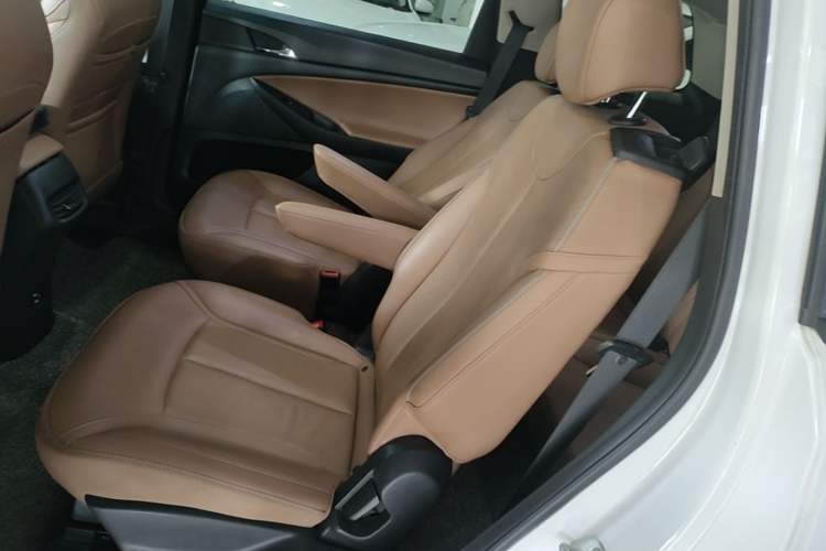 Used Buick GL6 2021 323T Mild Hybrid Connect Luxury Model Left Rear Seat