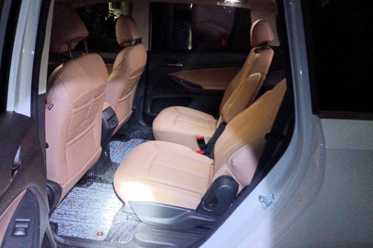 Used Buick GL6 2021 323T Mild Hybrid Connect Prestige Model Left Rear Seat