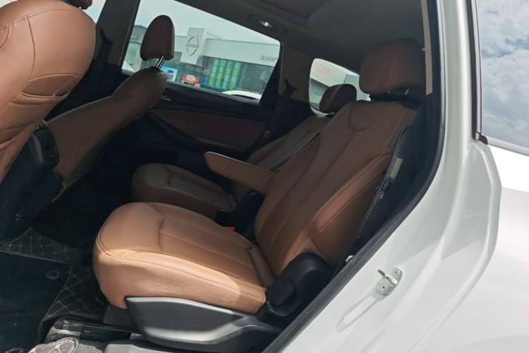 Used Buick GL6 2021 323T Mild Hybrid Connect Luxury Model Left Rear Seat