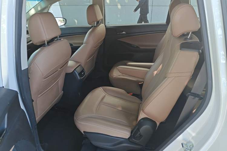 Used Buick GL6 2021 323T Mild Hybrid Connect Luxury Model Left Rear Seat