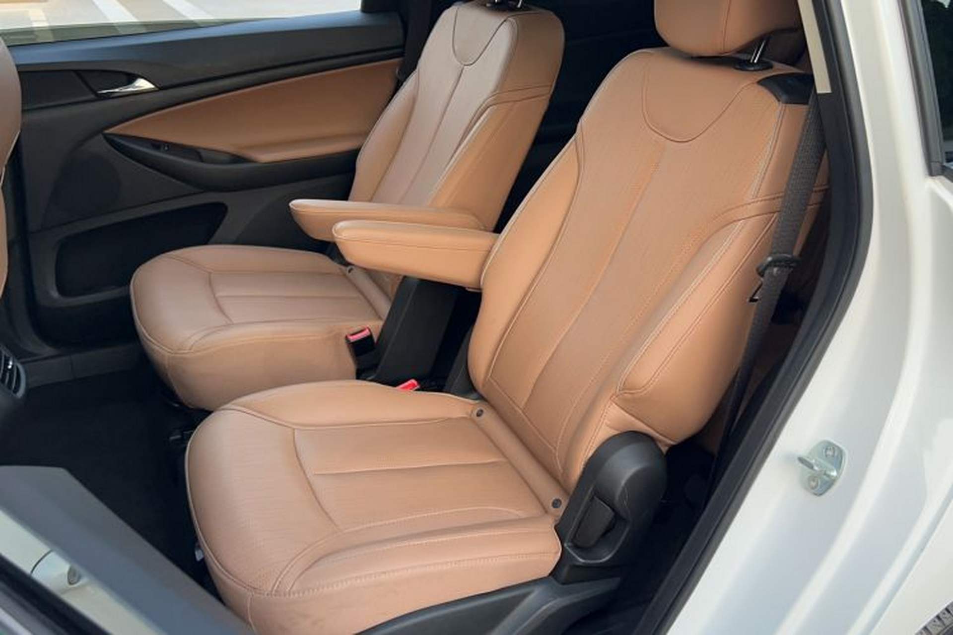 Used Buick GL6 2021 323T Mild Hybrid Connect Luxury Model Left Rear Seat