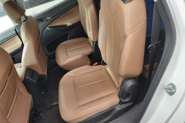 Used Buick GL6 2021 323T Mild Hybrid Connect Prestige Model Left Rear Seat