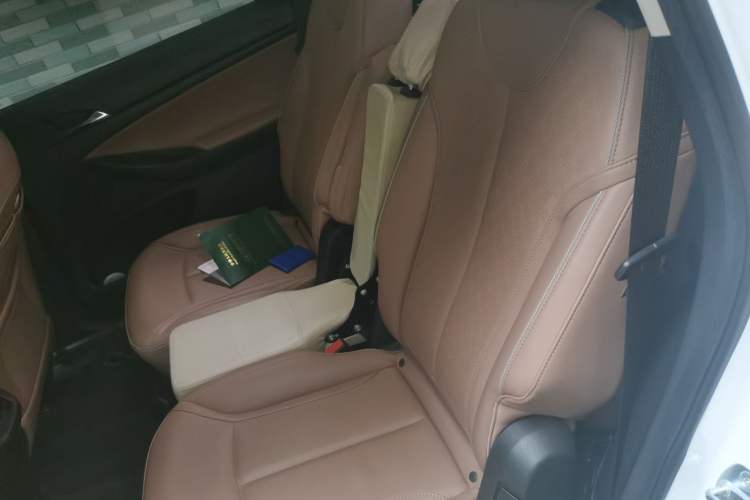 Used Buick GL6 2021 323T Mild Hybrid Connect Prestige Model Left Rear Seat